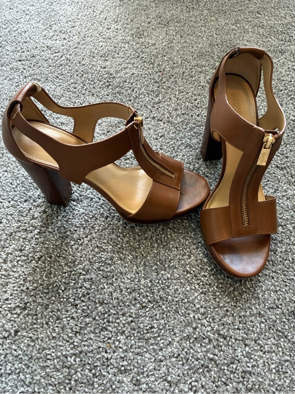 Micheal Kors Berkley Leather T-Strap Platform Sandal - Size 10